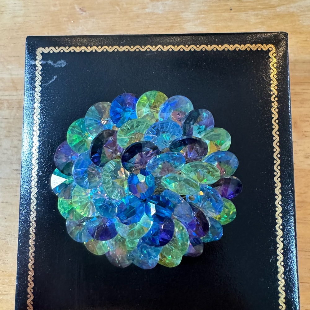 Vintage Vendome brooch